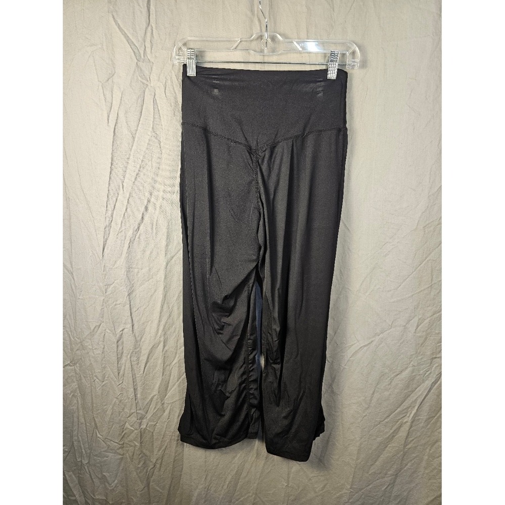 Sunzel Womens Black High Waisted Capri Leggings Yoga Pants Size Small Activewear